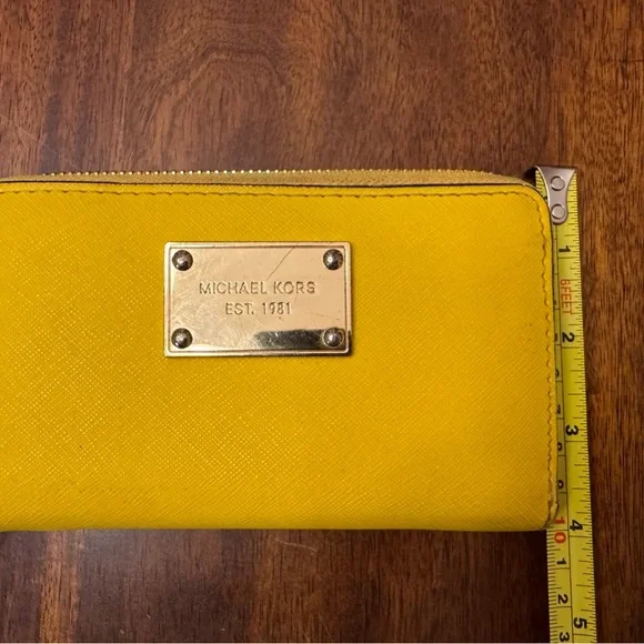 Michael Kors Sunburst Yellow Wallet with strap wristlet - Picture 9 of 9
